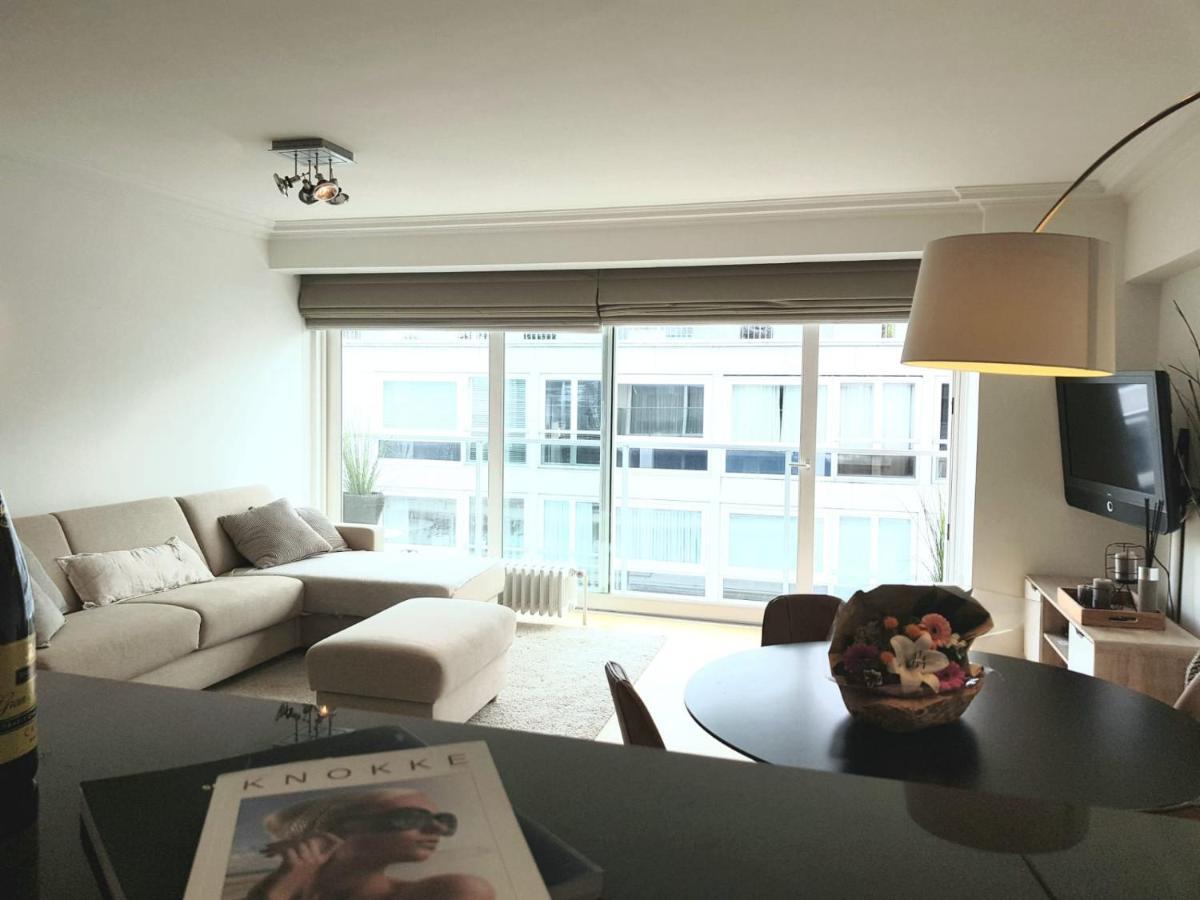 Residence La Zoute Кноке-Хайст Екстериор снимка